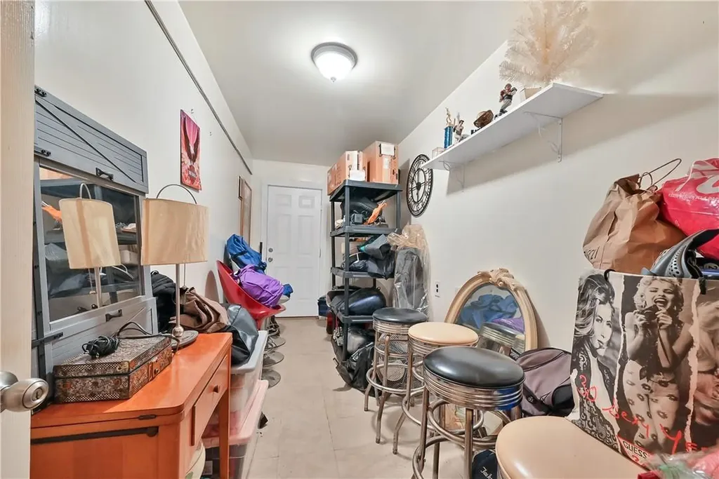 62 Tennyson Drive Nanuet NY 10954