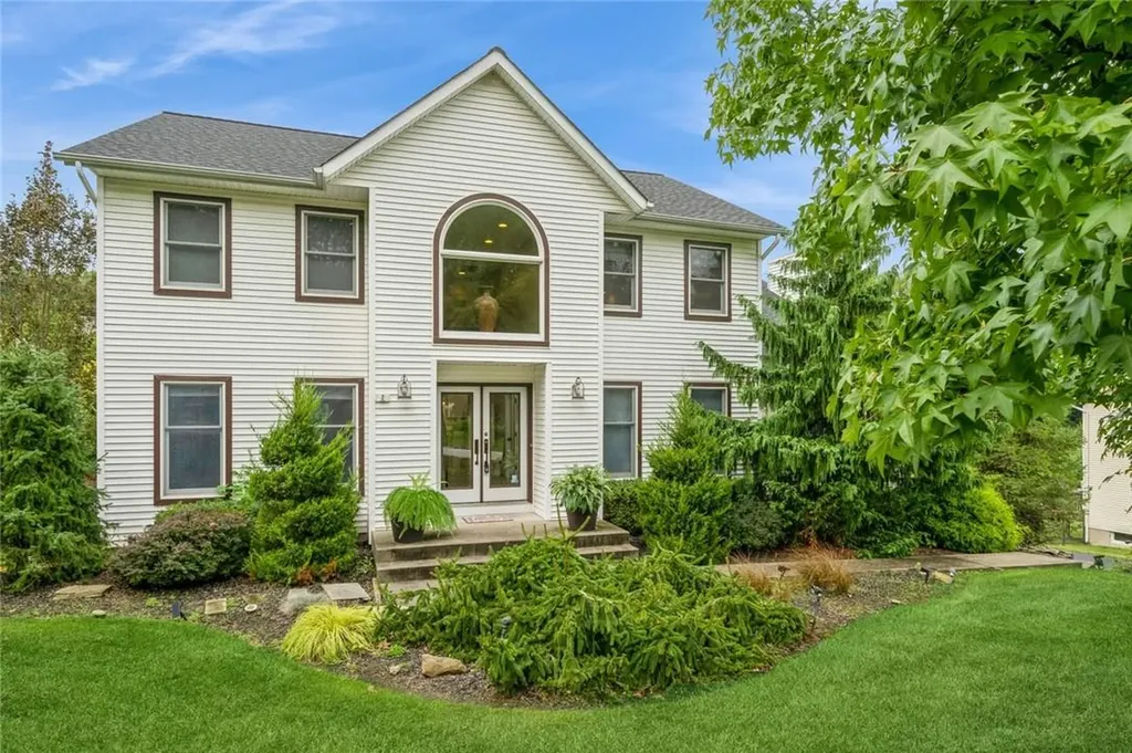 24 Oakley Boulevard Garnerville NY 10923