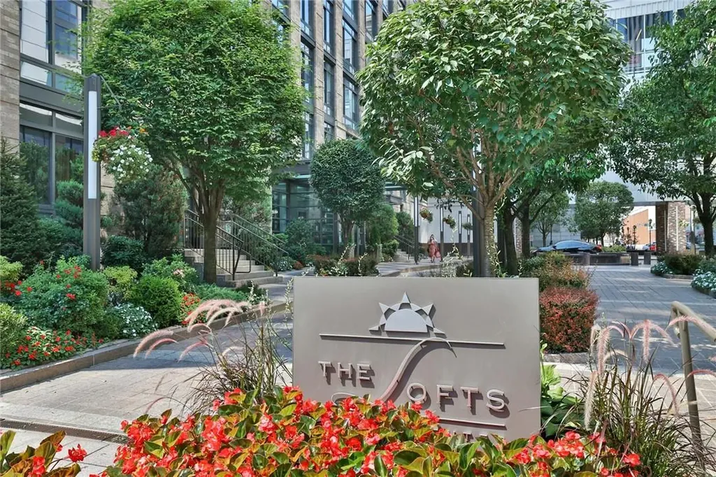 25 City Place White Plains NY 10601