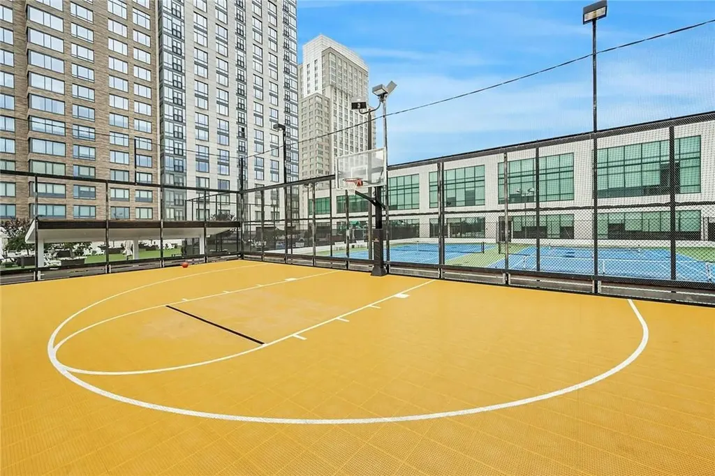 25 City Place White Plains NY 10601