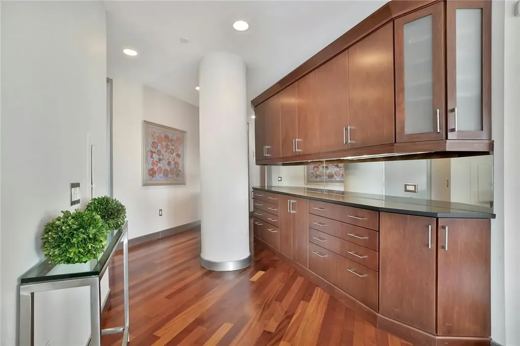 25 City Place White Plains NY 10601