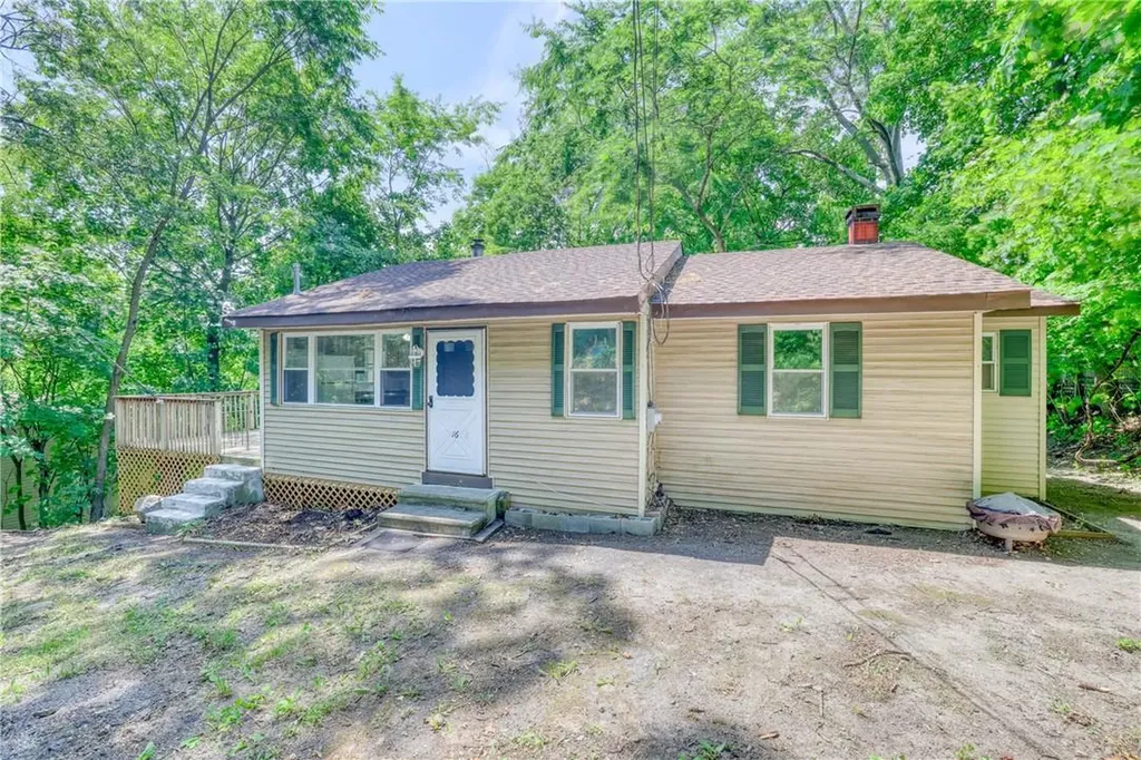 16 Sunrise Trail Monroe NY 10950