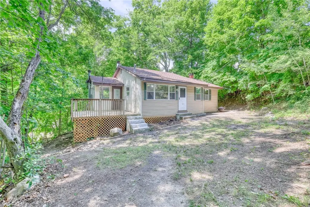 16 Sunrise Trail Monroe NY 10950