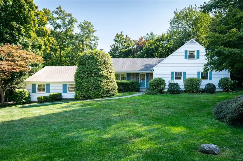 25 Langeland Drive Mount Kisco NY 10549