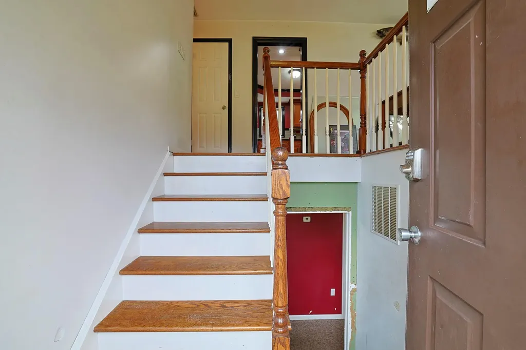 51 Patrick Drive Bloomingburg NY 12721