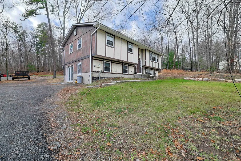 51 Patrick Drive Bloomingburg NY 12721