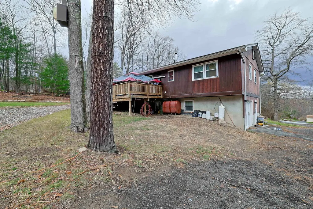 51 Patrick Drive Bloomingburg NY 12721