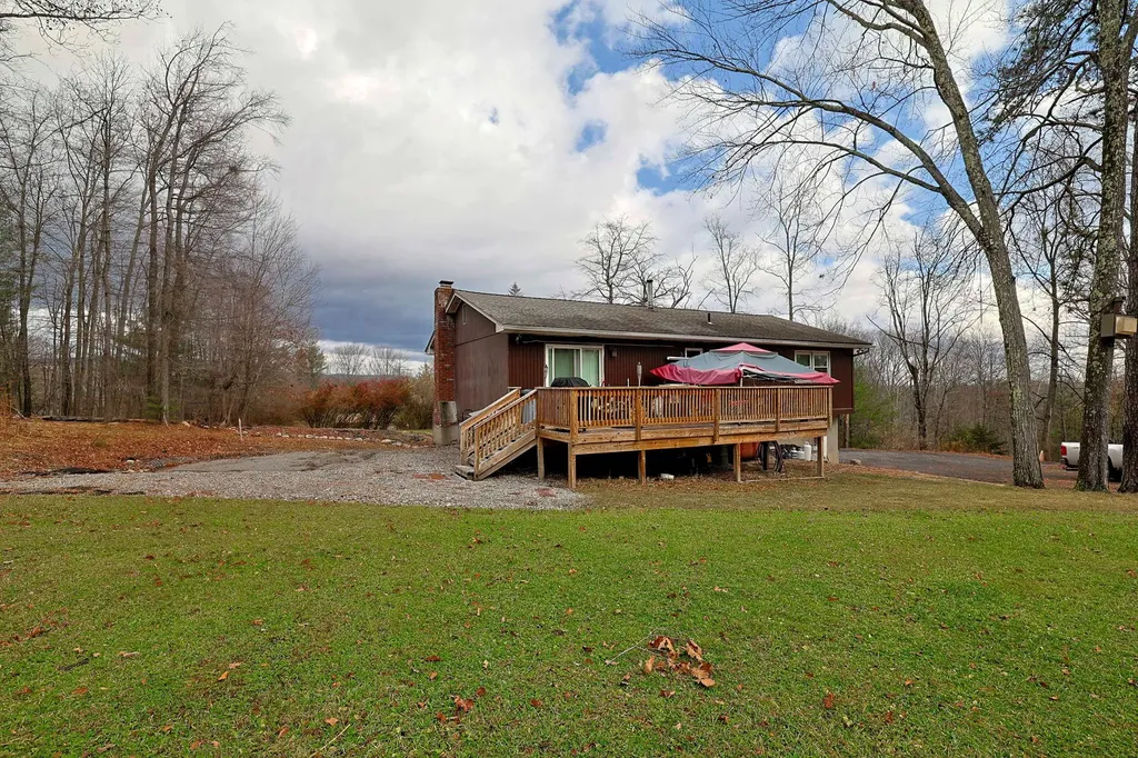 51 Patrick Drive Bloomingburg NY 12721