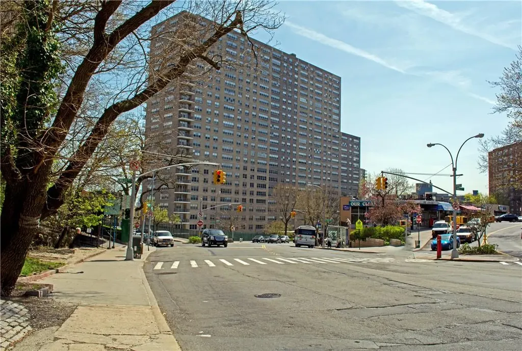 555 Kappock Street Bronx NY 10463