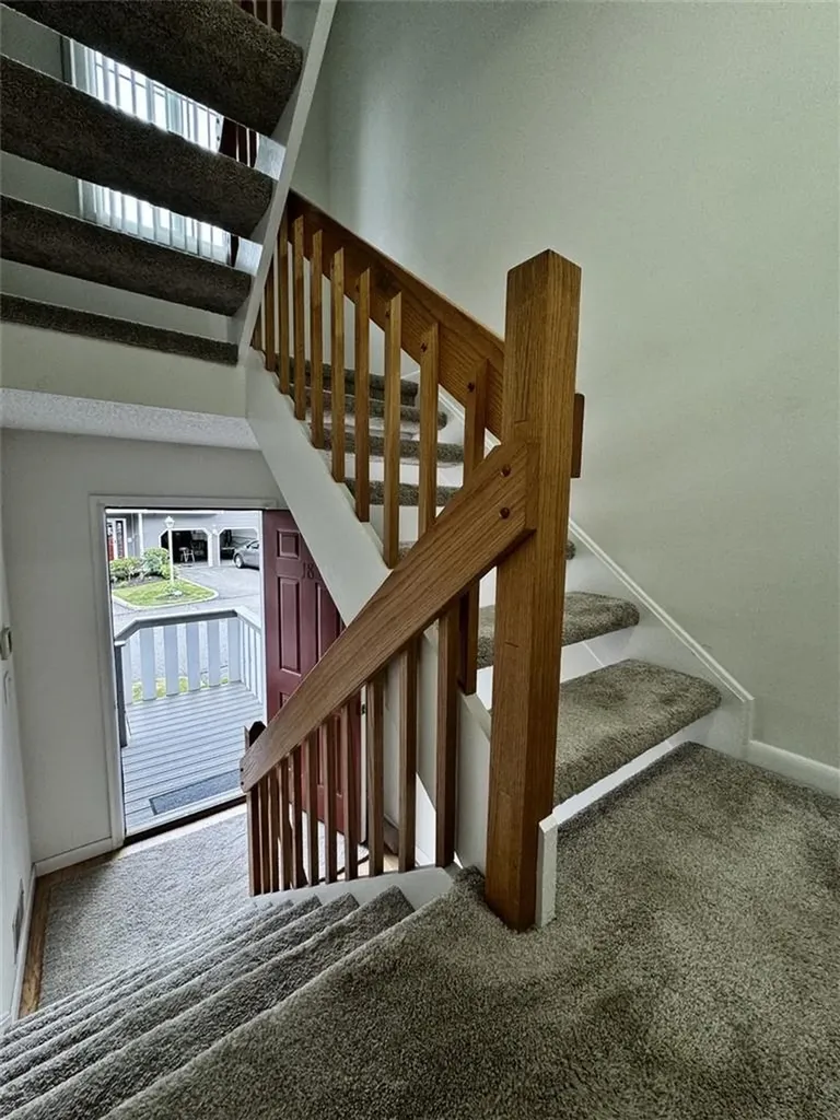 18 Eagle Ridge Way Nanuet NY 10954