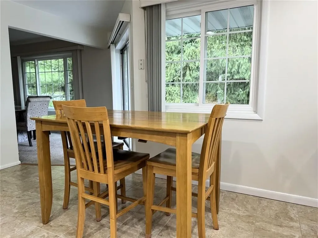 18 Eagle Ridge Way Nanuet NY 10954