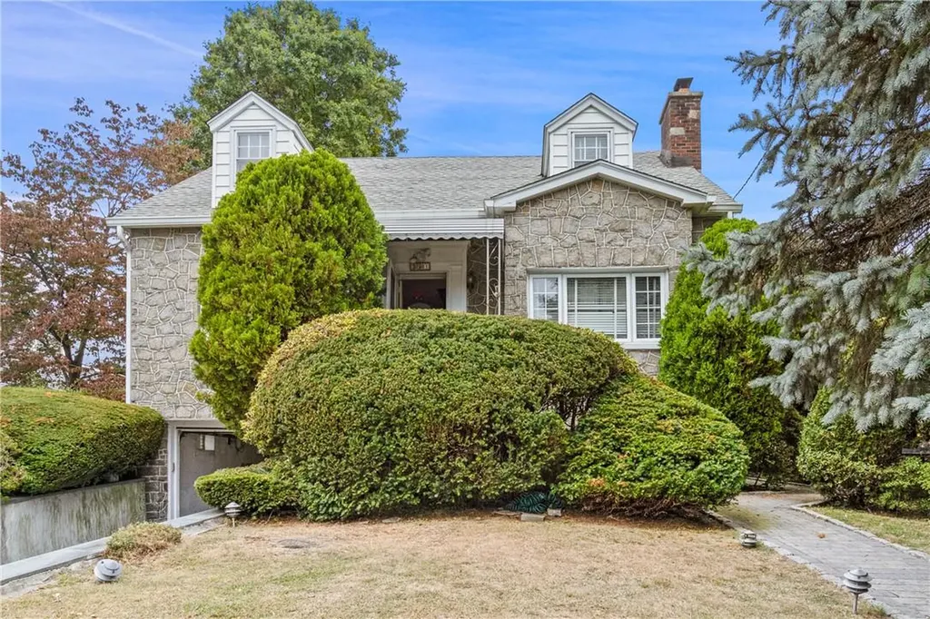391 Palmer Road Yonkers NY 10701