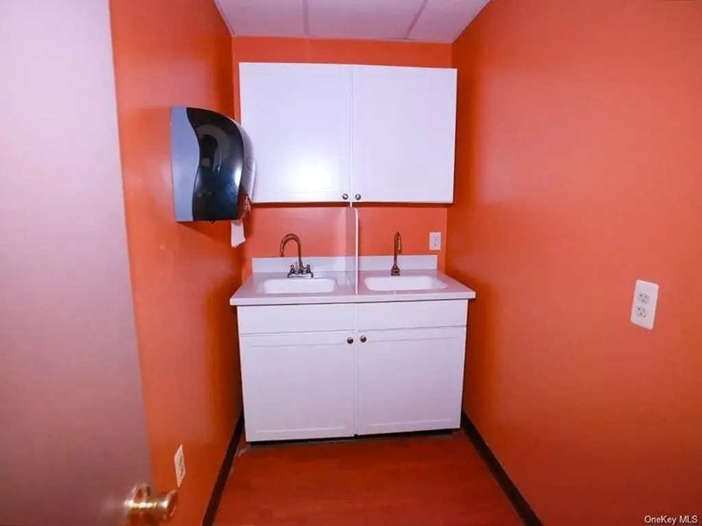 4 Corwin Court Newburgh NY 12550