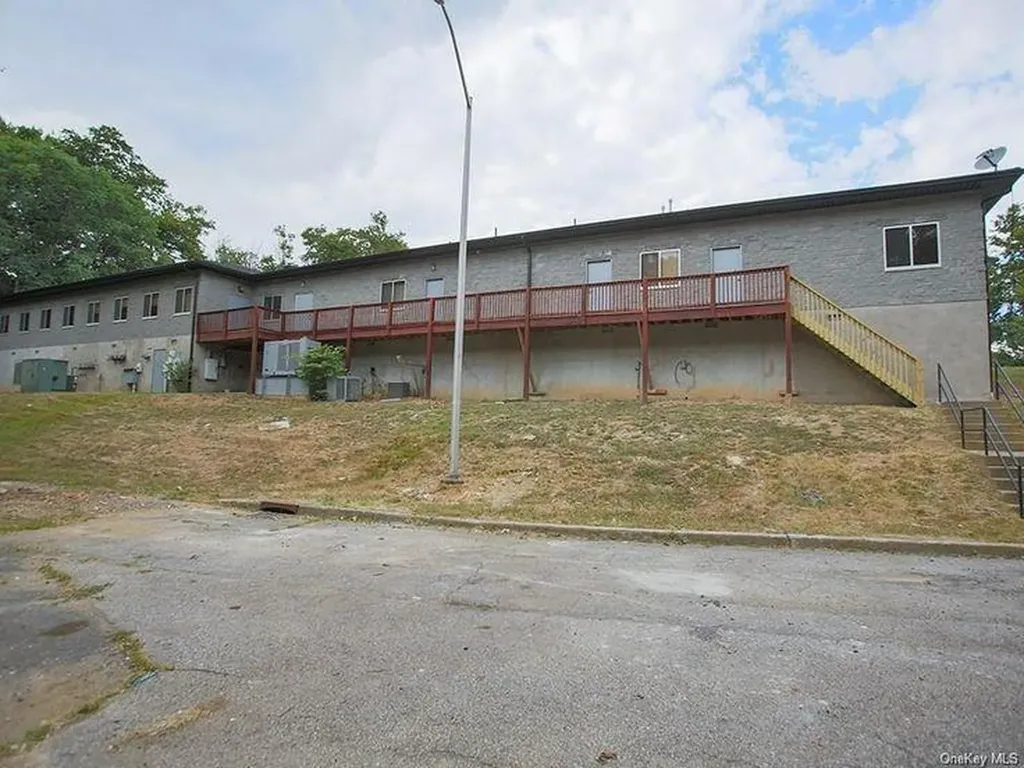 4 Corwin Court Newburgh NY 12550