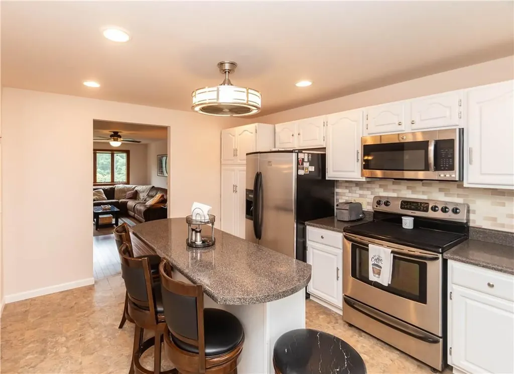 128 Haviland Drive Patterson NY 12563