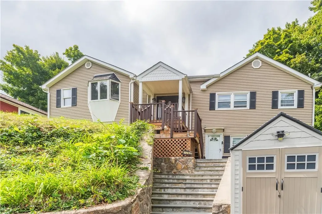 128 Haviland Drive Patterson NY 12563