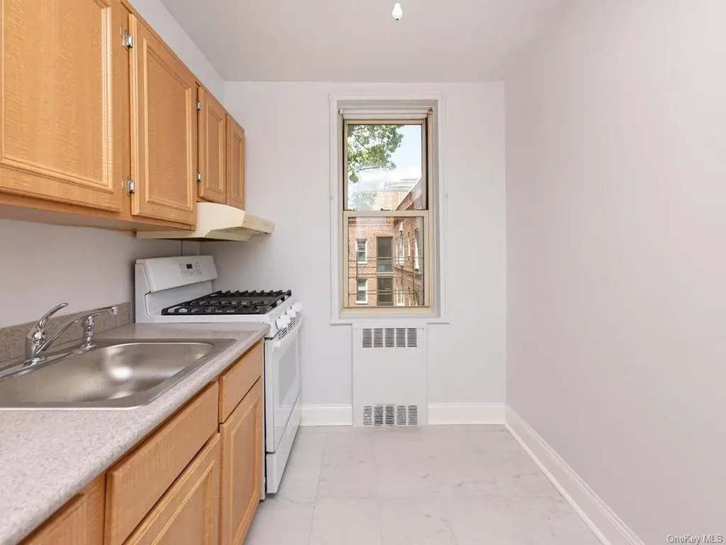 5610 Netherland Avenue Bronx NY 10471