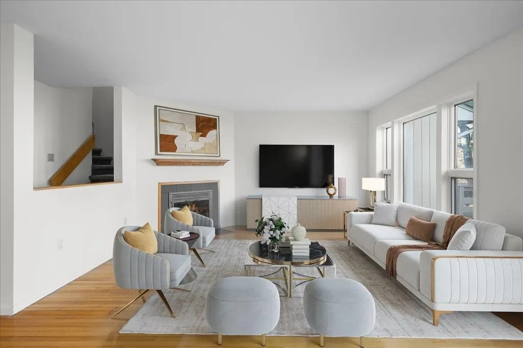 53 Tulip Tree Lane Mamaroneck NY 10543