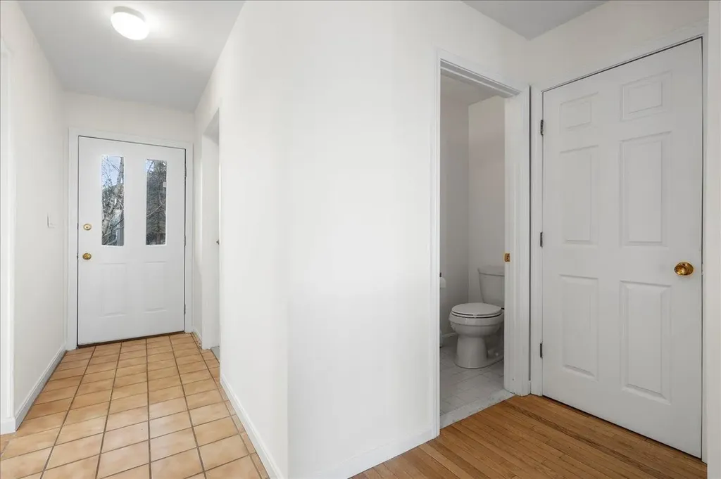 53 Tulip Tree Lane Mamaroneck NY 10543