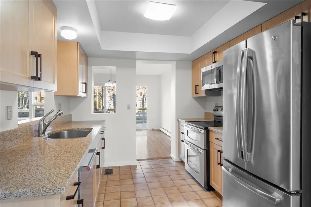 53 Tulip Tree Lane Mamaroneck NY 10543