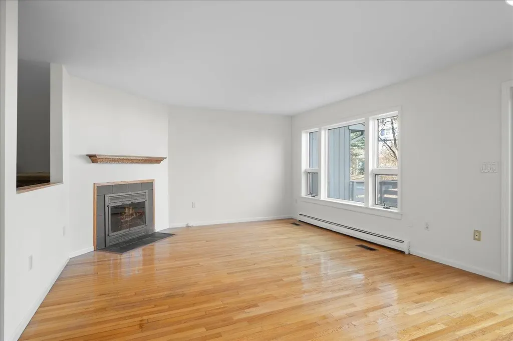 53 Tulip Tree Lane Mamaroneck NY 10543