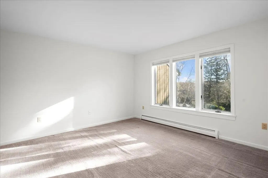 53 Tulip Tree Lane Mamaroneck NY 10543
