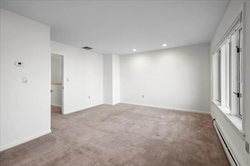 53 Tulip Tree Lane Mamaroneck NY 10543