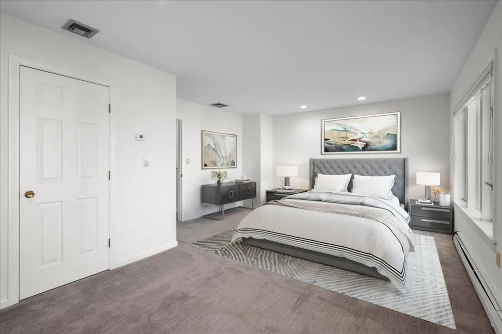 53 Tulip Tree Lane Mamaroneck NY 10543