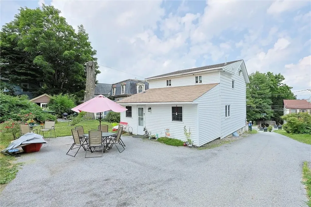 41 Maple Street Walden NY 12586