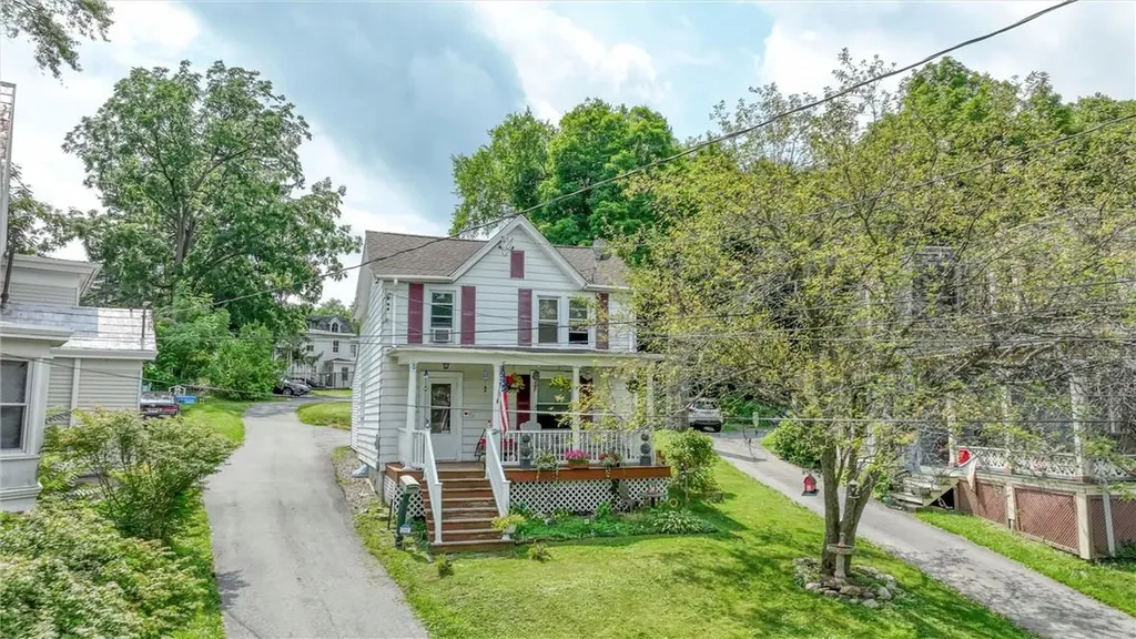 41 Maple Street Walden NY 12586