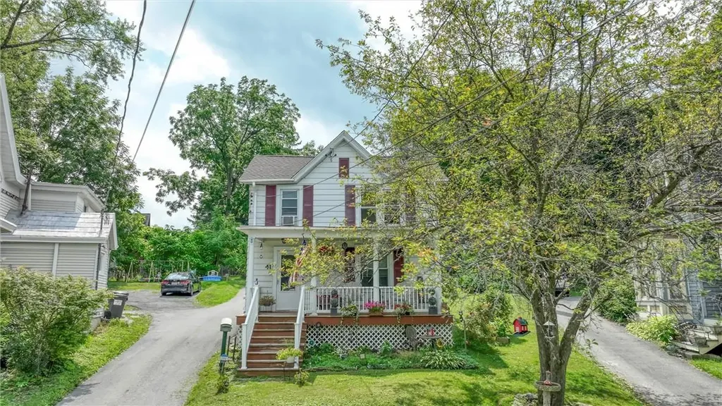 41 Maple Street Walden NY 12586