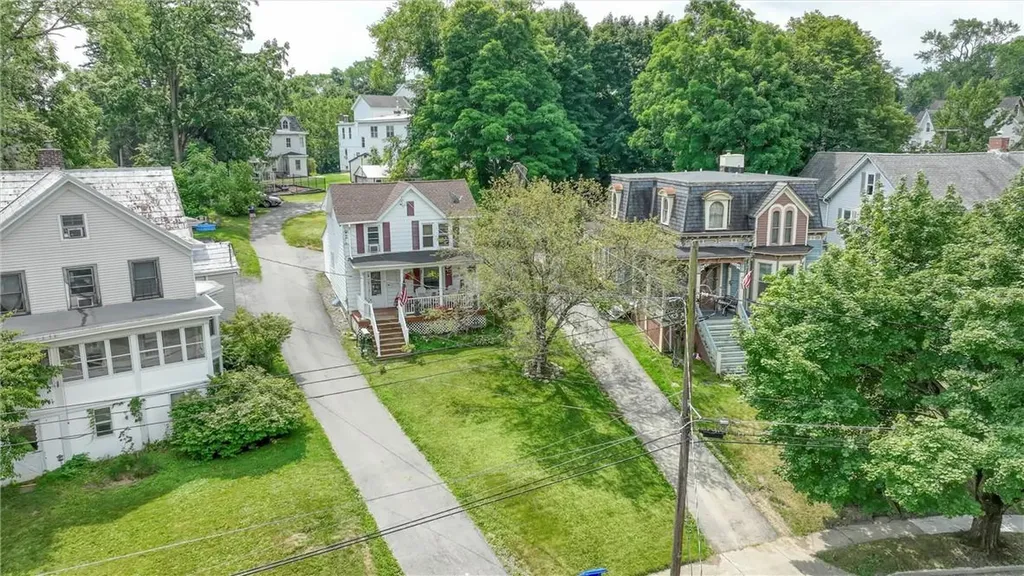 41 Maple Street Walden NY 12586
