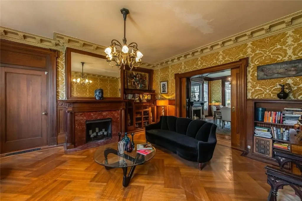 16 Garfield Place Poughkeepsie NY 12601