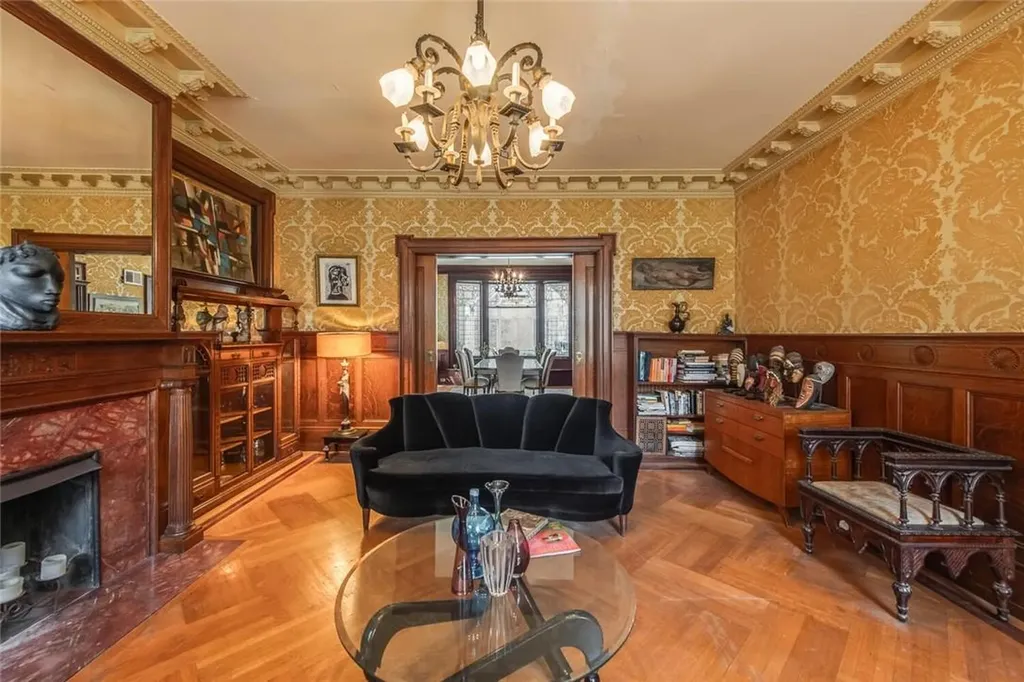 16 Garfield Place Poughkeepsie NY 12601