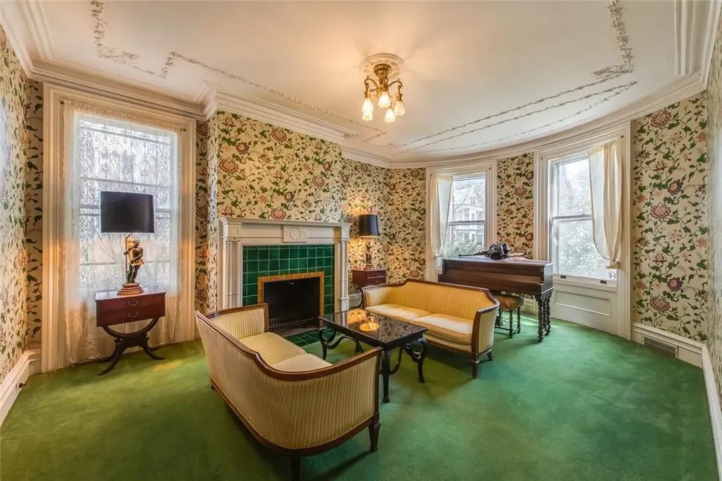 16 Garfield Place Poughkeepsie NY 12601