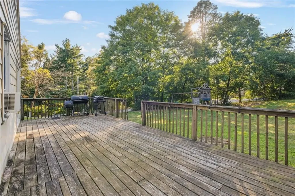 62 Hillcrest Drive Poughkeepsie NY 12603