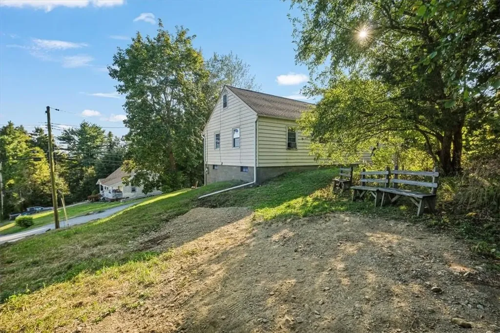 62 Hillcrest Drive Poughkeepsie NY 12603