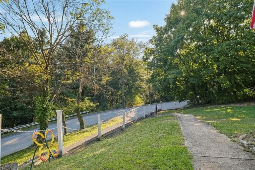 62 Hillcrest Drive Poughkeepsie NY 12603