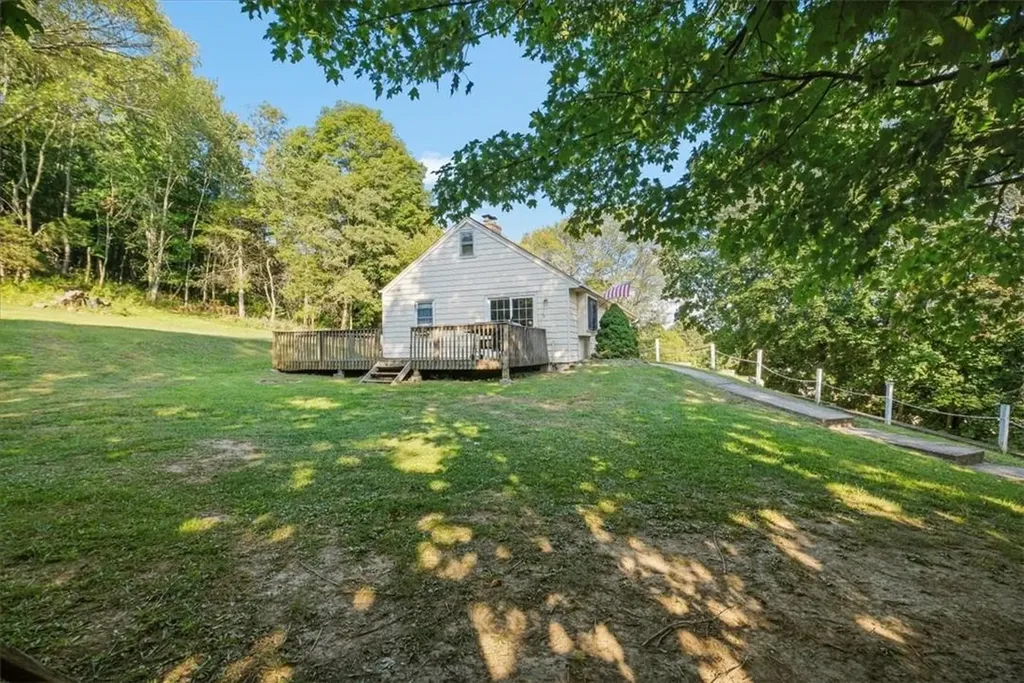 62 Hillcrest Drive Poughkeepsie NY 12603