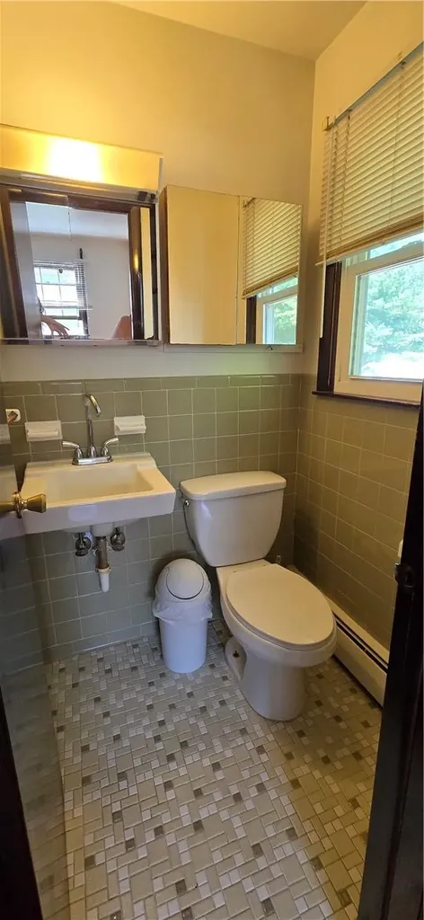 345 Quaker Street Wallkill NY 12589