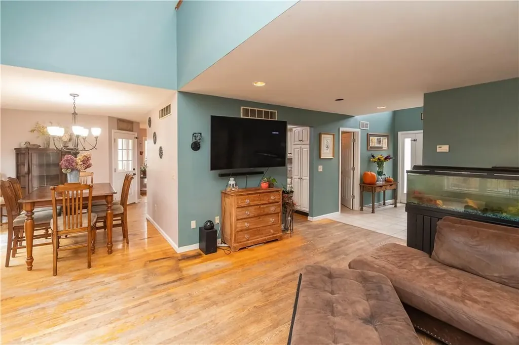 181 David Drive Pleasant Valley NY 12601