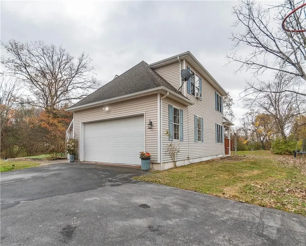 181 David Drive Pleasant Valley NY 12601