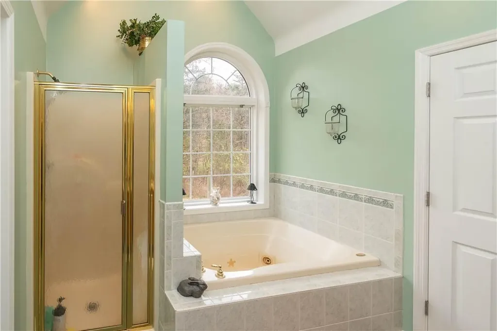 181 David Drive Pleasant Valley NY 12601
