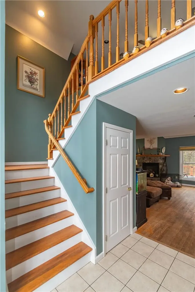 181 David Drive Pleasant Valley NY 12601