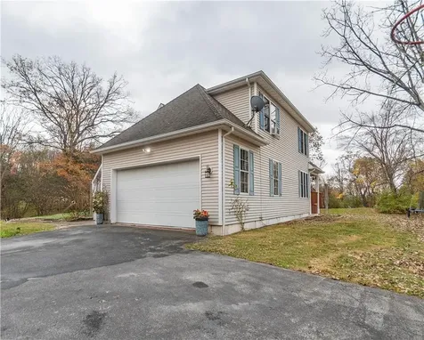 181 David Drive Pleasant Valley NY 12601