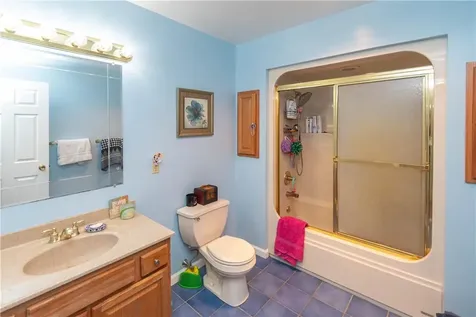 181 David Drive Pleasant Valley NY 12601