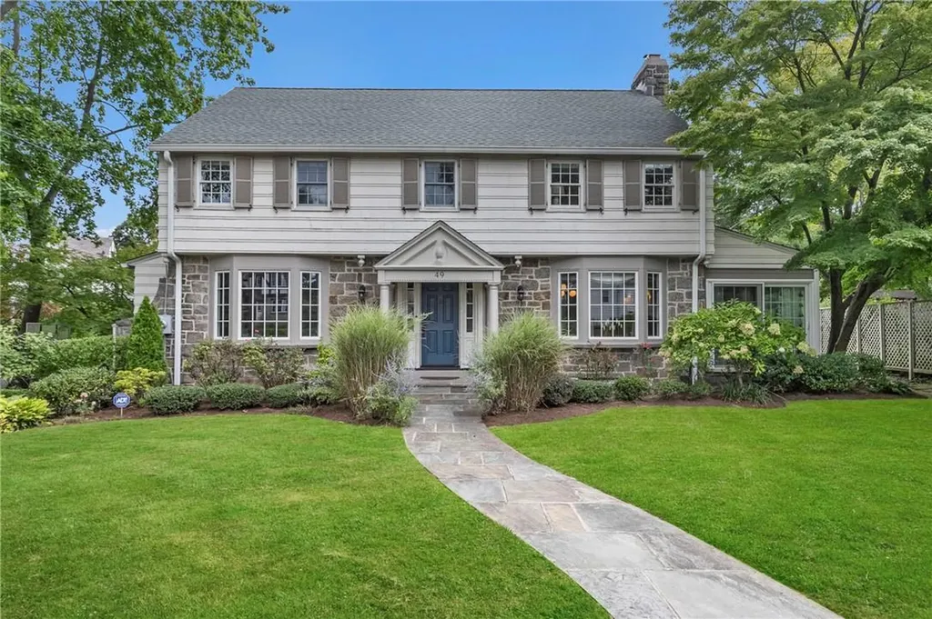 49 Parkway E Mount Vernon NY 10552