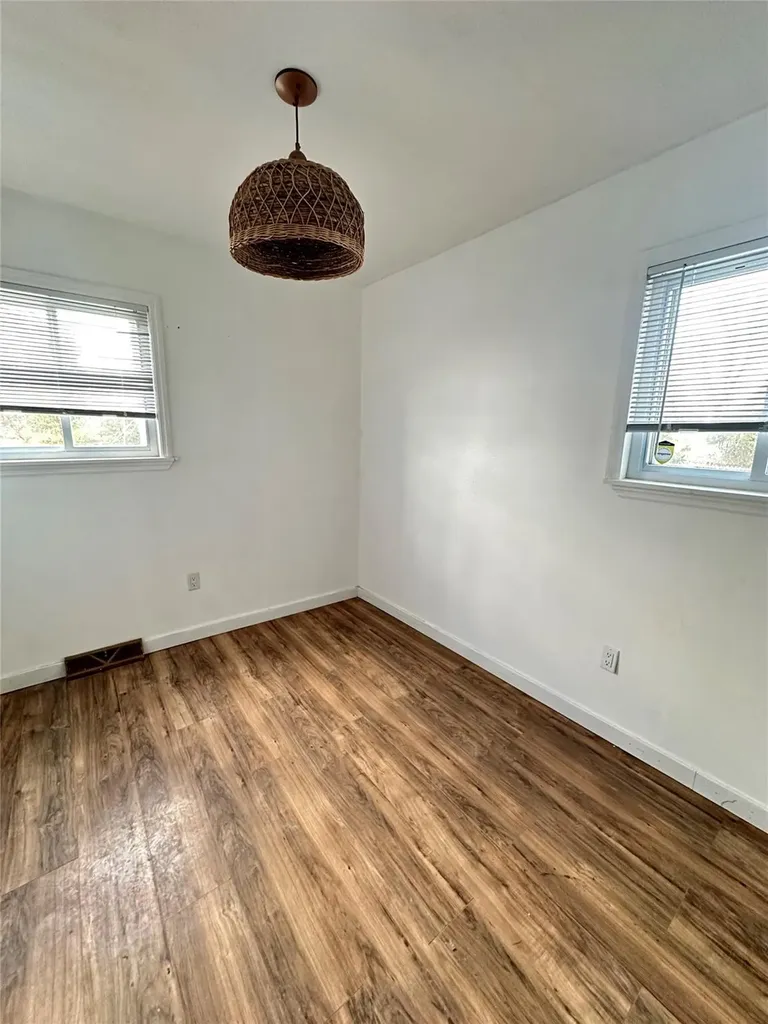 17 High View Terrace Rock Hill NY 12775