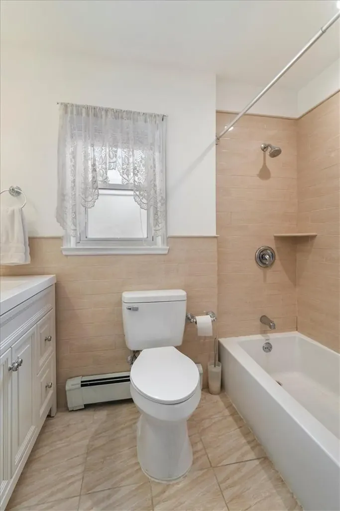 3157 Baisley Avenue Bronx NY 10465