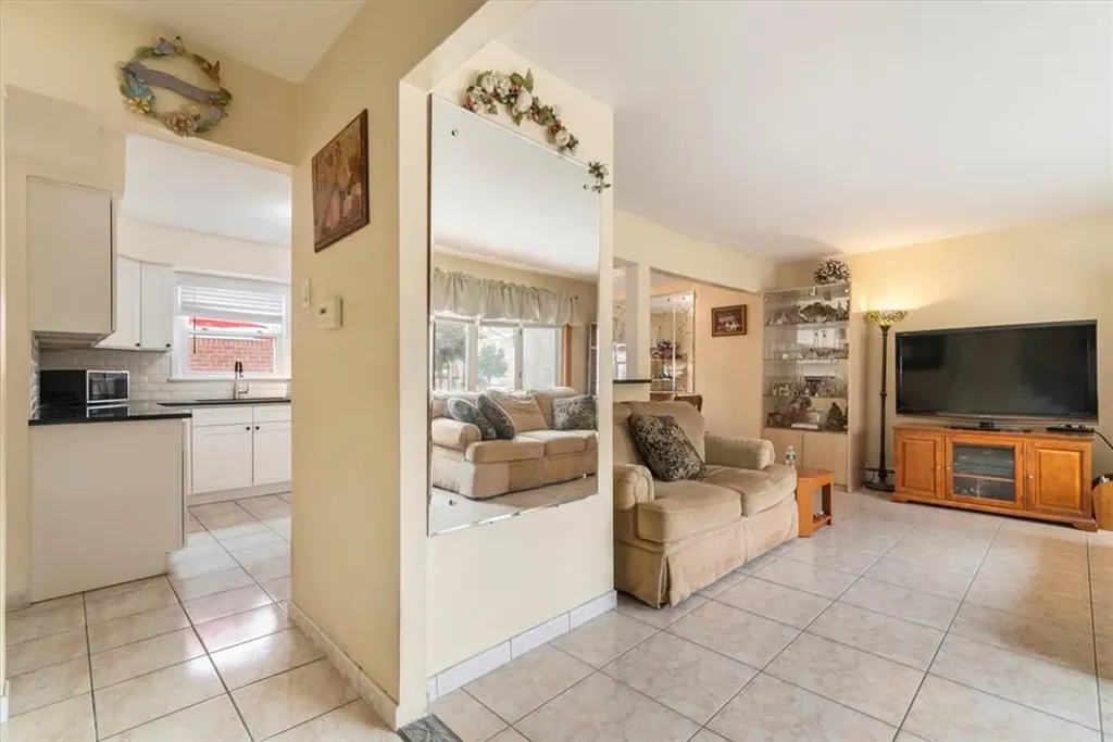3157 Baisley Avenue Bronx NY 10465